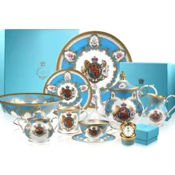 Coat Of Arms 6 Cup Teapot*Royal Collection Shop Online