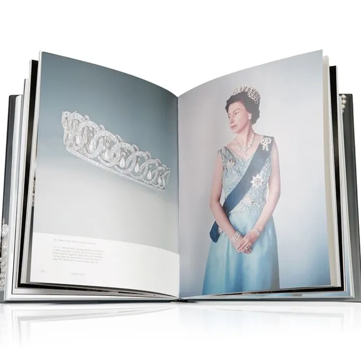 The Queen'S Diamonds*Royal Collection Shop Sale